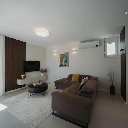 Reful Villa